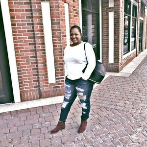 Meet your Posher, Kisha